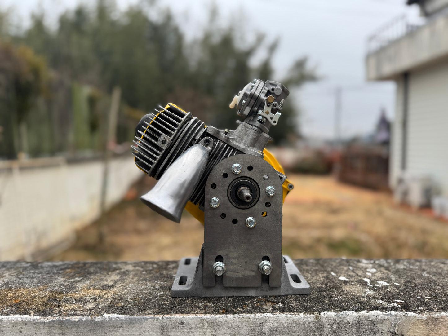 McCulloch Engine Mount